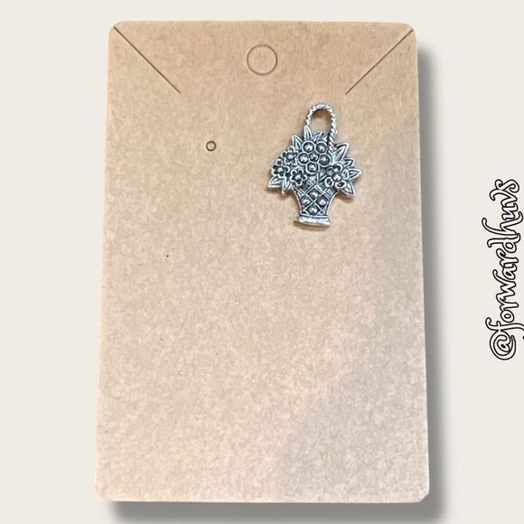 Bundle Sale 3 for $15 | Small Basket of Flowers Pin - Picture 7 of 8